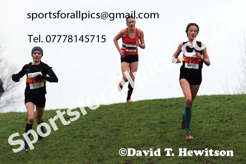 Girls under-15s 2023 North Eastern Cross Country Champs., Temple Park, South Shields. Photo: David T. Hewitson/Sports for All Pics